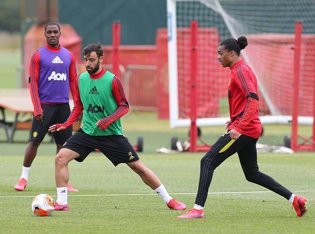  RB莱比锡青训小将首秀惊艳全场  