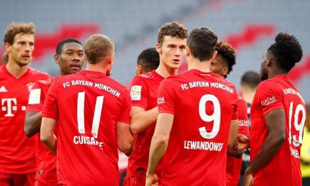  弗里克变阵拜仁改打三中卫效果显著  